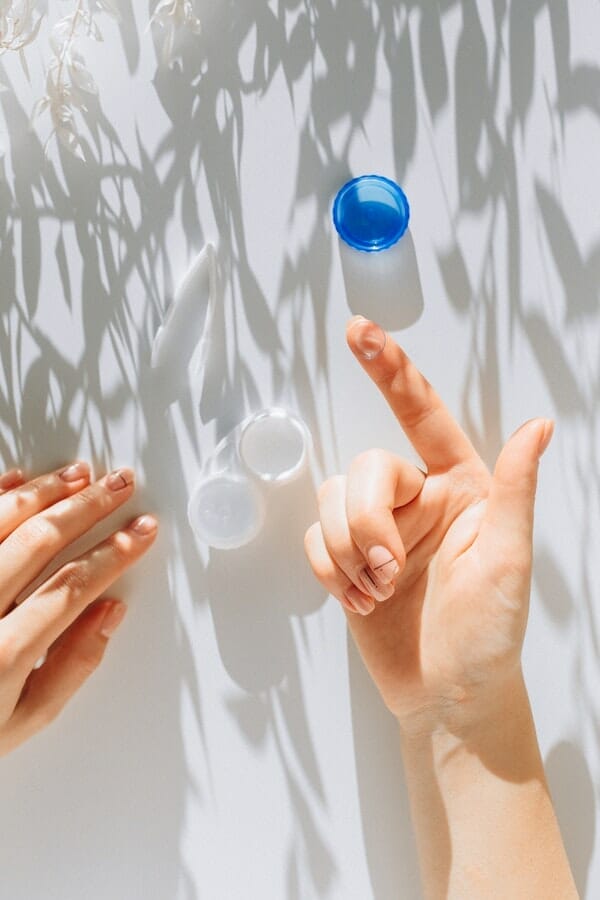 Tips for Keeping Your Contact Lenses Spot Free